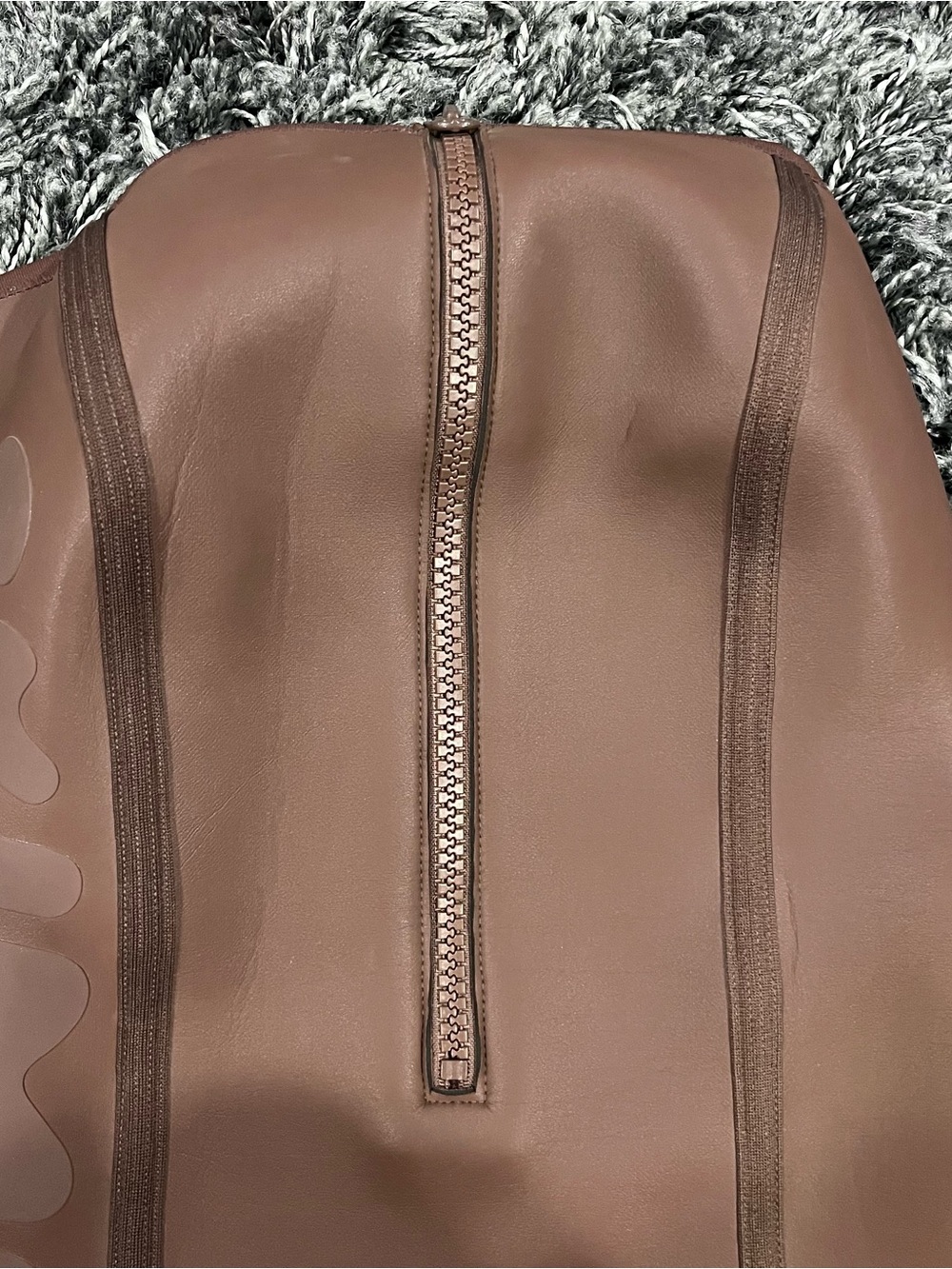 🌺NWT SKIMS BROWN SCUBA STRAPLESS SWIMSUIT SIZE SMALL🌺 - Picture 4 of 7